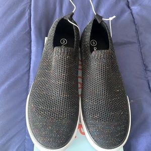 Cat & Jack black sleep on sparkly sneakers Brand new